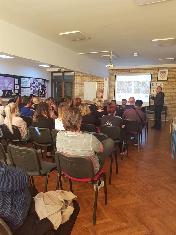 Slika /2019/1PREVENCIJA/CEPINPREDAVANJESKOLA/IMG-955a34a4dfe3e53095c6d7dbfdb2dcdf-V.jpg