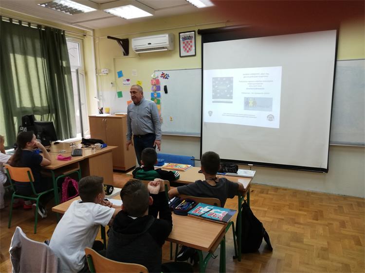 Slika /2019/1PREVENCIJA/INFORMATIKAVISNJEVAC/1.jpg