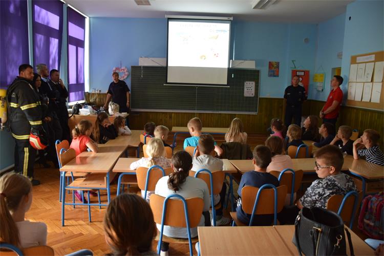 Slika /2019/PREDAVANJEBARANJASPASAVANJE/DSC_0046.JPG