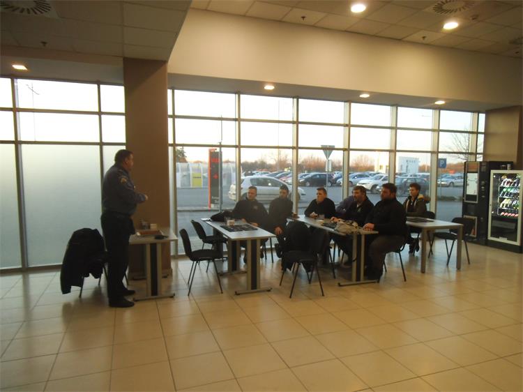 Slika /2020/2PROMET/PREDAVANJETAXI/DSCF2792.JPG