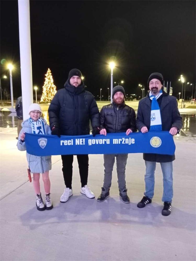 Slika /2024/Prevencija/tekma/preuzimanje.jpg