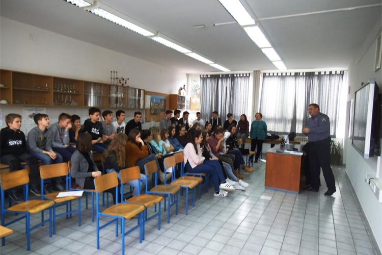 Slika 2018/FranjoKrezmaOS/PrometOSFranjoKrezma18_3.JPG