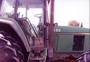 Slika traktor2.jpg
